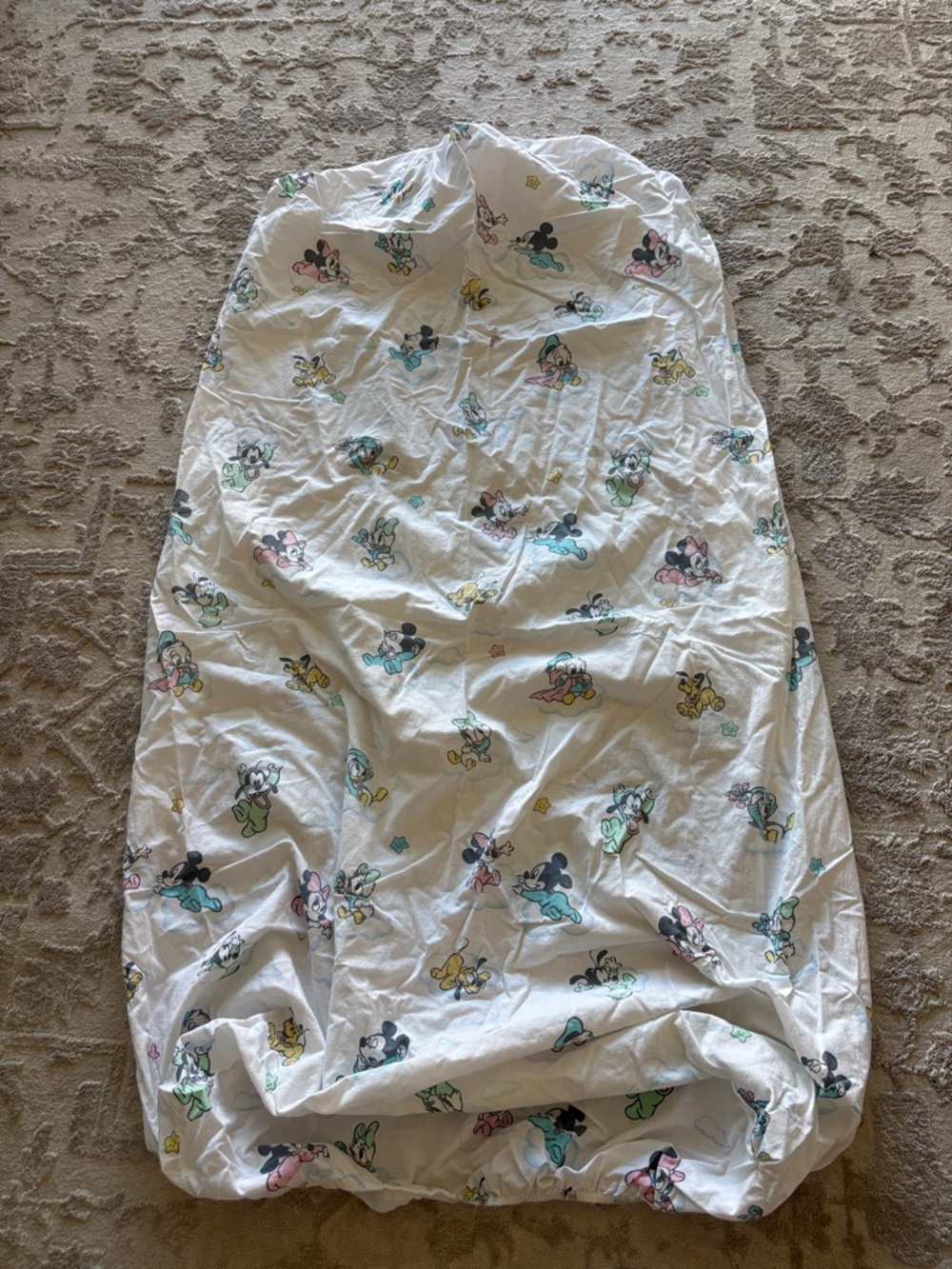 Disney Baby VTG Crib Sheet Dundee Pastel Mickey Minnie Donald Pluto